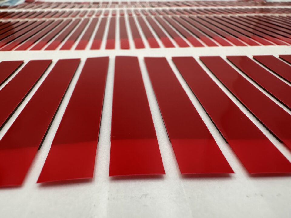 Konwerting materiałów samoprzylepnych