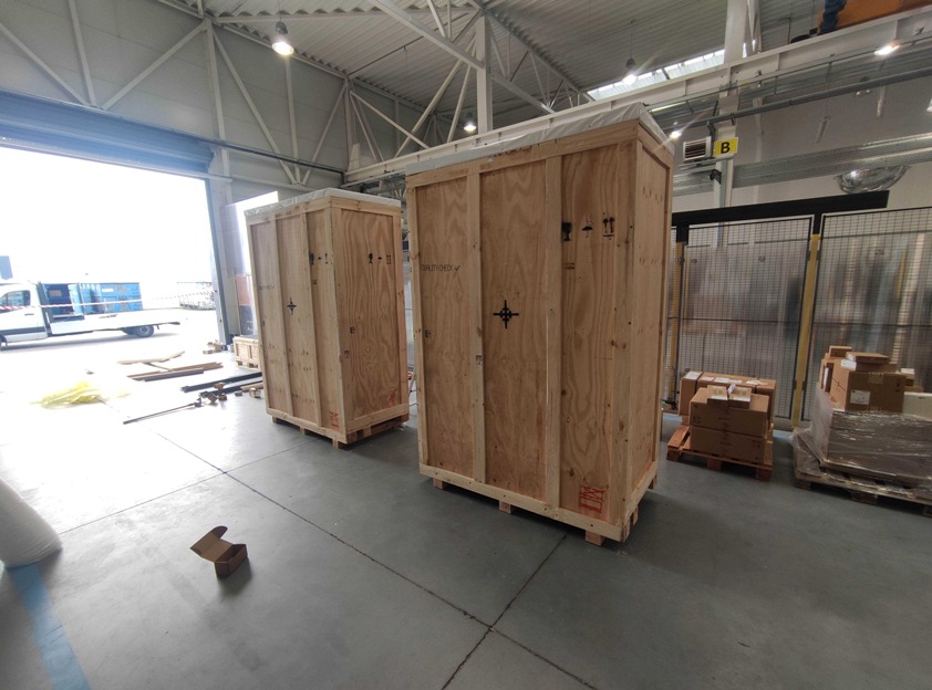 drewniane skrzynie transportowe do transportu morskiego